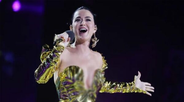 Katy Perry lights up American Idol in illuminated Cinderella gown