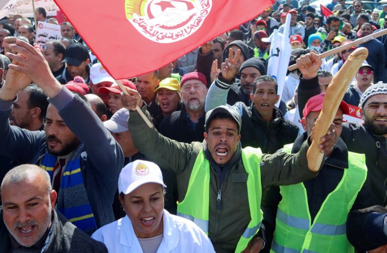 Confrontation between Tunisia’s General Union, President Saied escalates | Politics News
