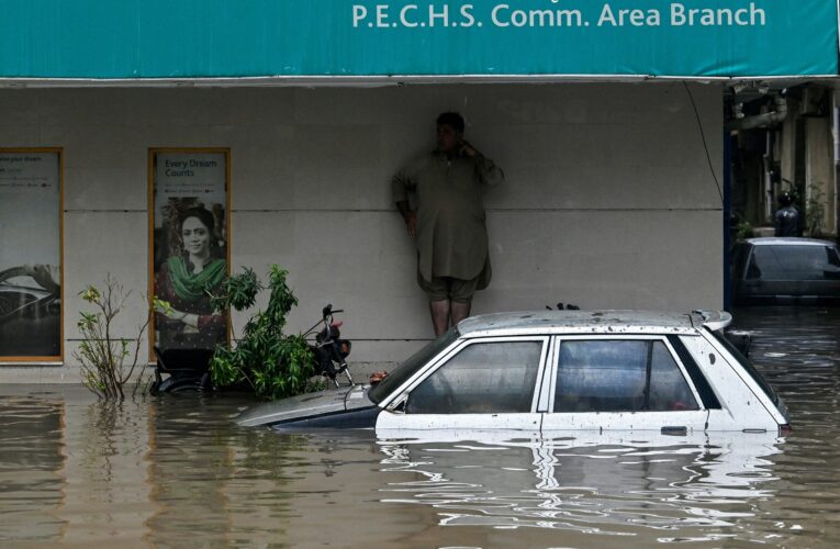What’s causing Pakistan’s deadly floods? | Climate News