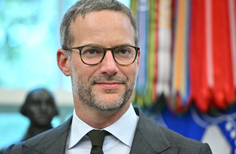 US officials meet Taliban in Kabul to discuss Americans held in Afghanistan | Taliban News