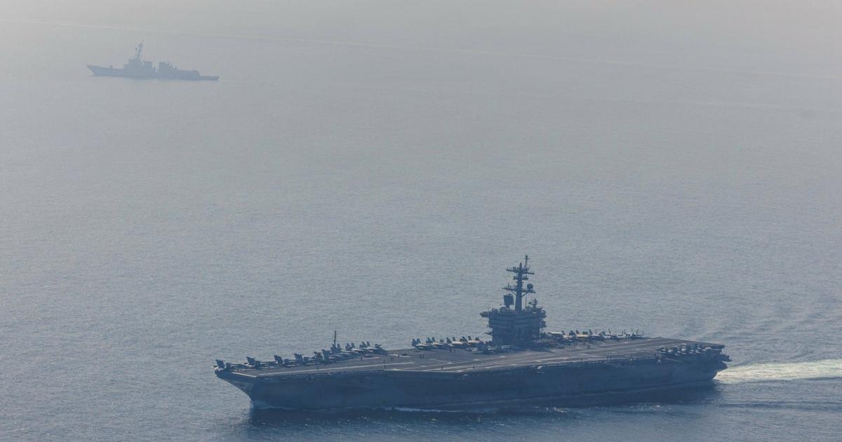 ایران کو جوہری معاہدے پر مجبور کرنے کے لیے ٹرمپ کا محدود کارروائی پر غور: امریکی اخبار