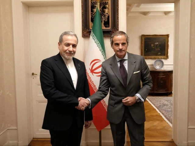 Iran sees 'good outlook' for talks with US as negotiating team heads to Geneva