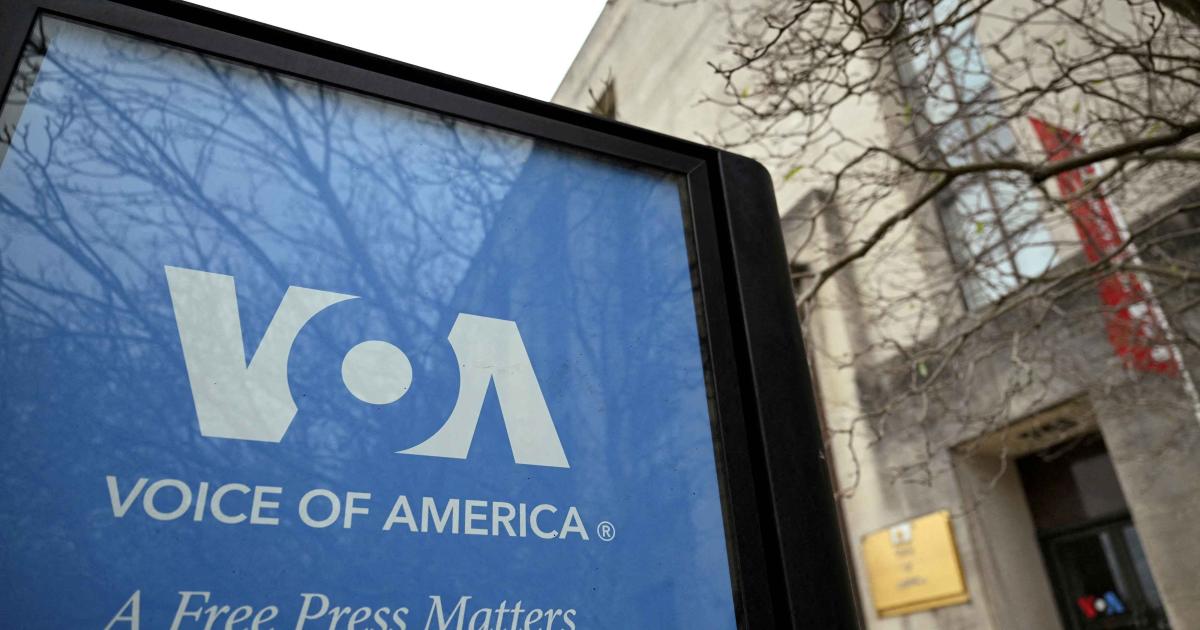 امریکی جج کا وائس آف امریکہ کے ملازمین کو 23 مارچ تک بحال کرنے کا حکم