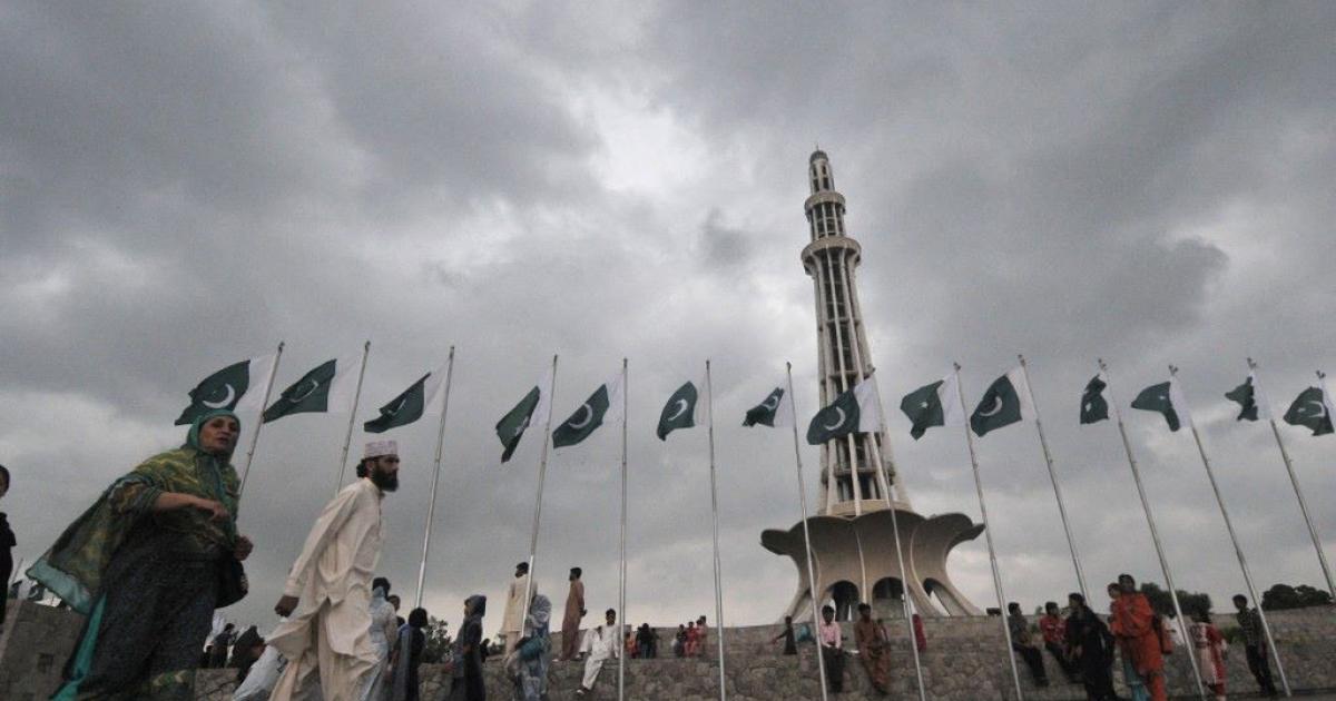 کفایت شعاری مہم: 86 واں یوم پاکستان سادگی سے منایا جا رہا ہے