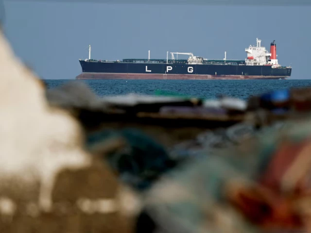 Two India-bound LPG tankers clear Strait of Hormuz, government says