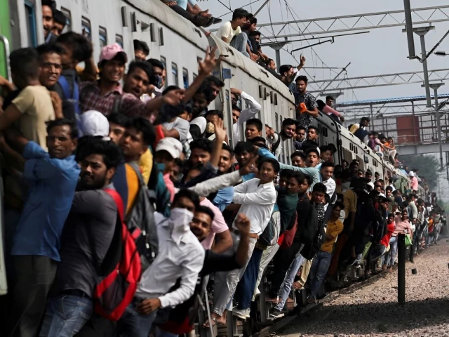 3m Indian officials to begin counting world’s biggest population