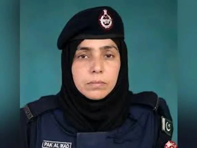 Police officer martyred in operation against terrorists