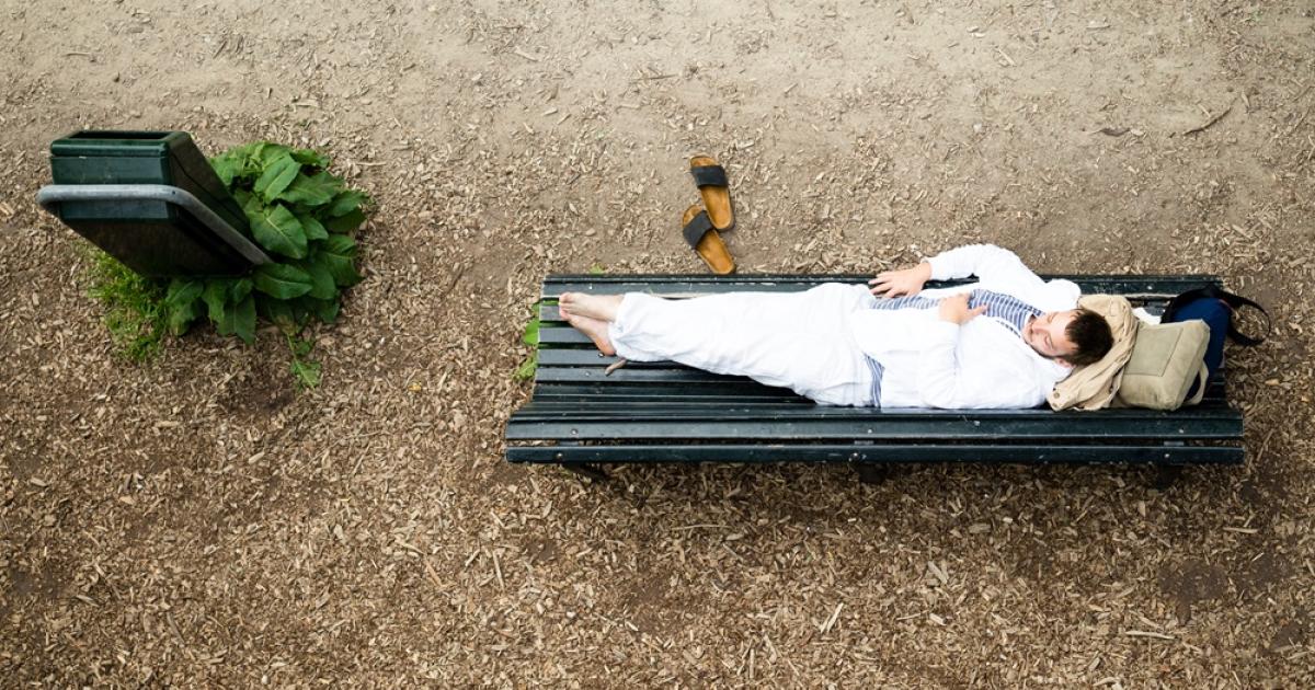 غریب آدمی سکون افورڈ ہی نہیں کر سکتا