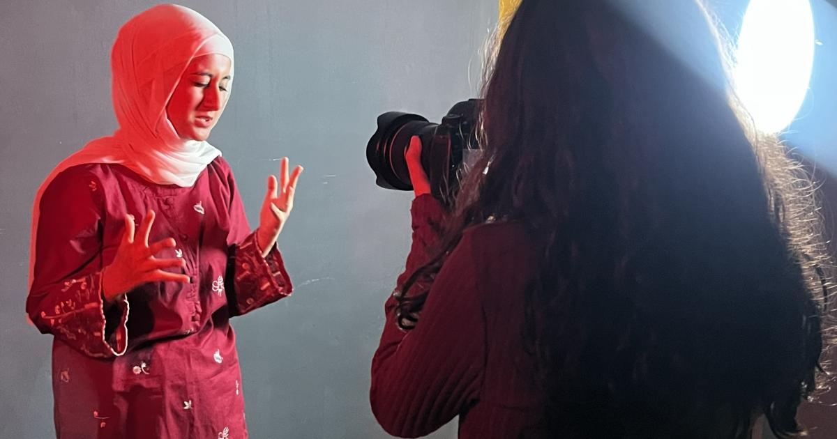 ’باغی‘: 17 سالہ علیشاہ کی ویڈیو جو ہراسانی کے خلاف ایک پکار بن گئی