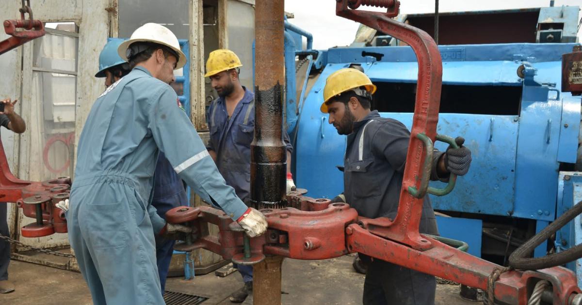 پاکستان: کوہاٹ میں ’تیل کے سب بڑے‘ کنویں سے پیداوار شروع