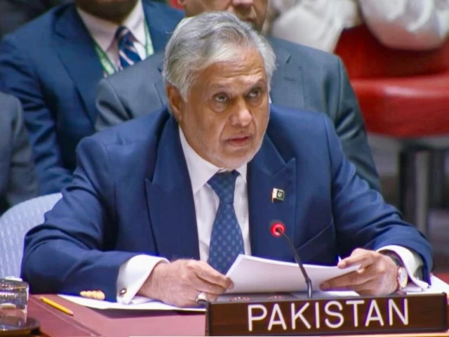 FM Dar emerges as top-ranked global diplomatic leader amid Middle East crisis