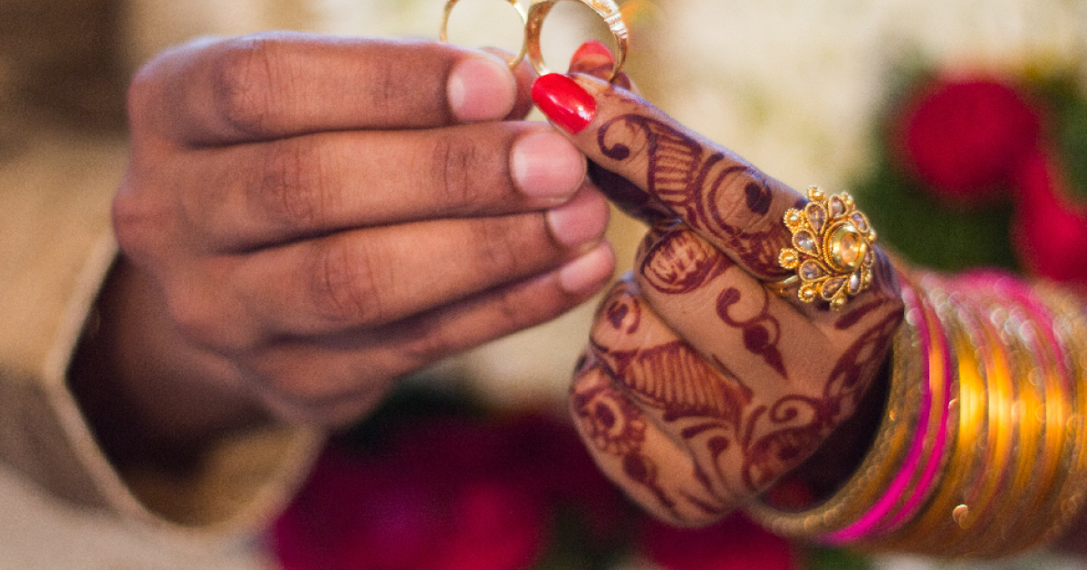 ‎محبت کو اس معاشرے میں تکمیل آرزو کی حسرت ہی رہے گی