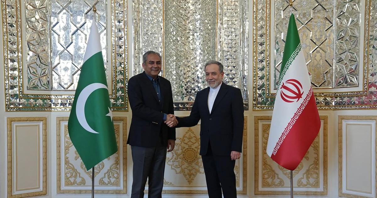 پاکستانی ثالثوں کے ذریعے امریکہ سے پیغامات اور رابطوں کا تبادلہ جاری: ایران