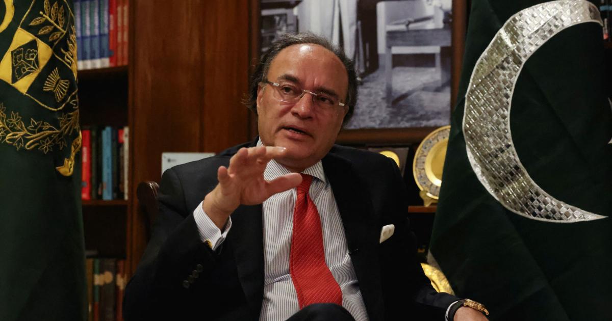ایران معاہدے کے بعد بجٹ اہداف میں بہتری کی امید: پاکستانی وزیر خزانہ