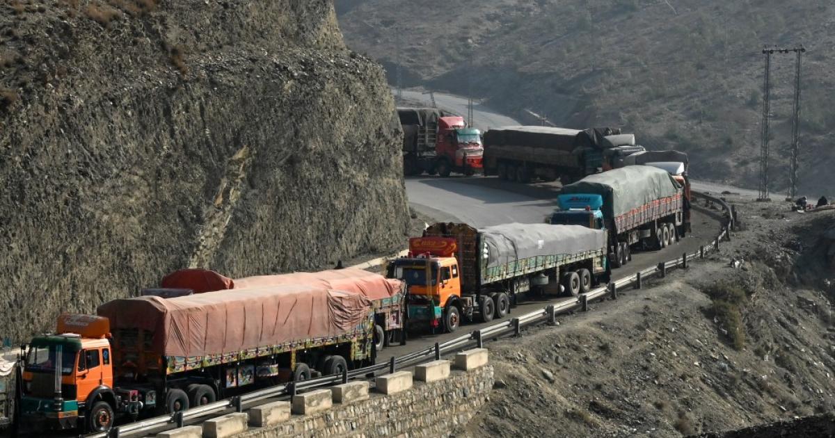 سرحدی بندش: 8 ماہ میں افغانستان کو 140 ارب، پاکستان کو 278 ارب روپے کا نقصان