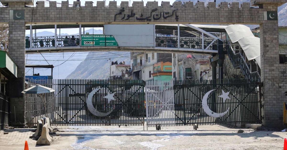 طورخم بارڈر نہ کھولا گیا تو پارلیمان کے سامنے احتجاج کریں گے: کلیئرنگ ایجنٹس