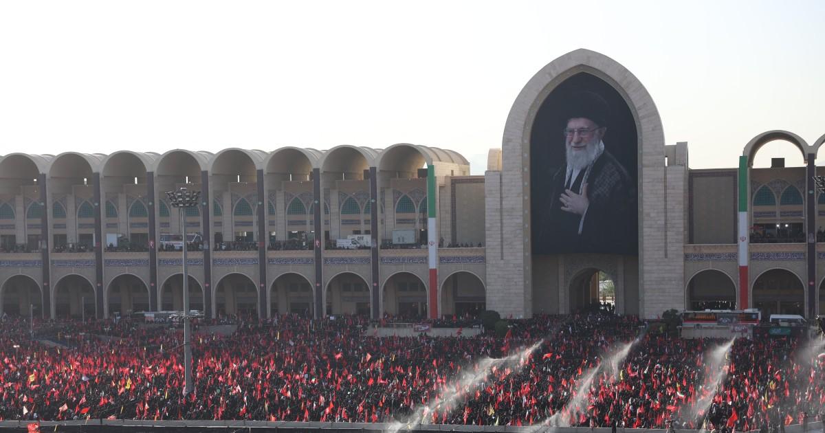 تہران: سابق سپریم لیڈر علی خامنہ ای کی نماز جنازہ ادا کر دی گئی