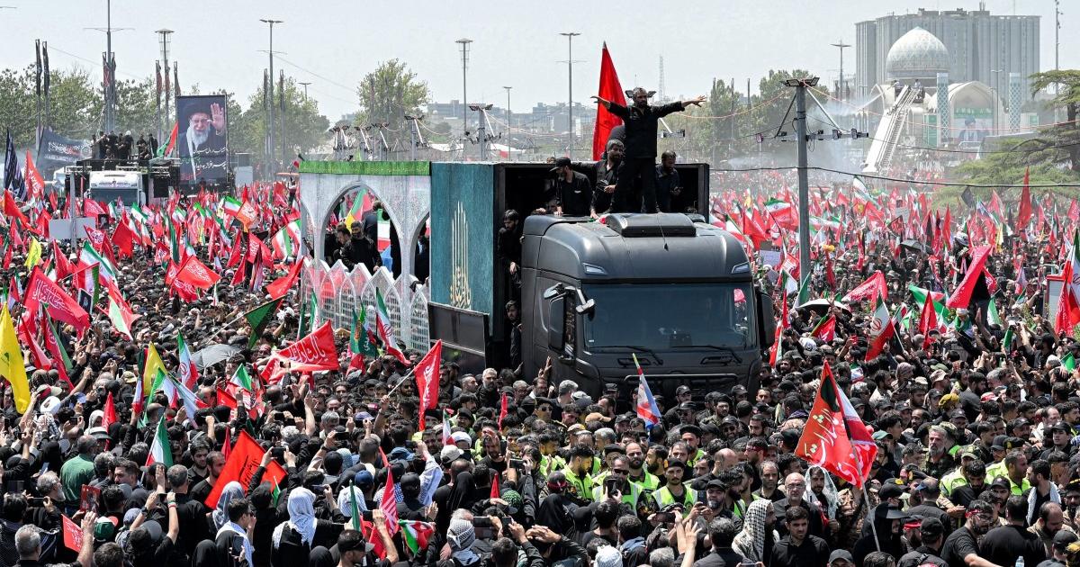 ڈگمگاتا امن معاہدہ اور خامنہ ای کی تدفین
