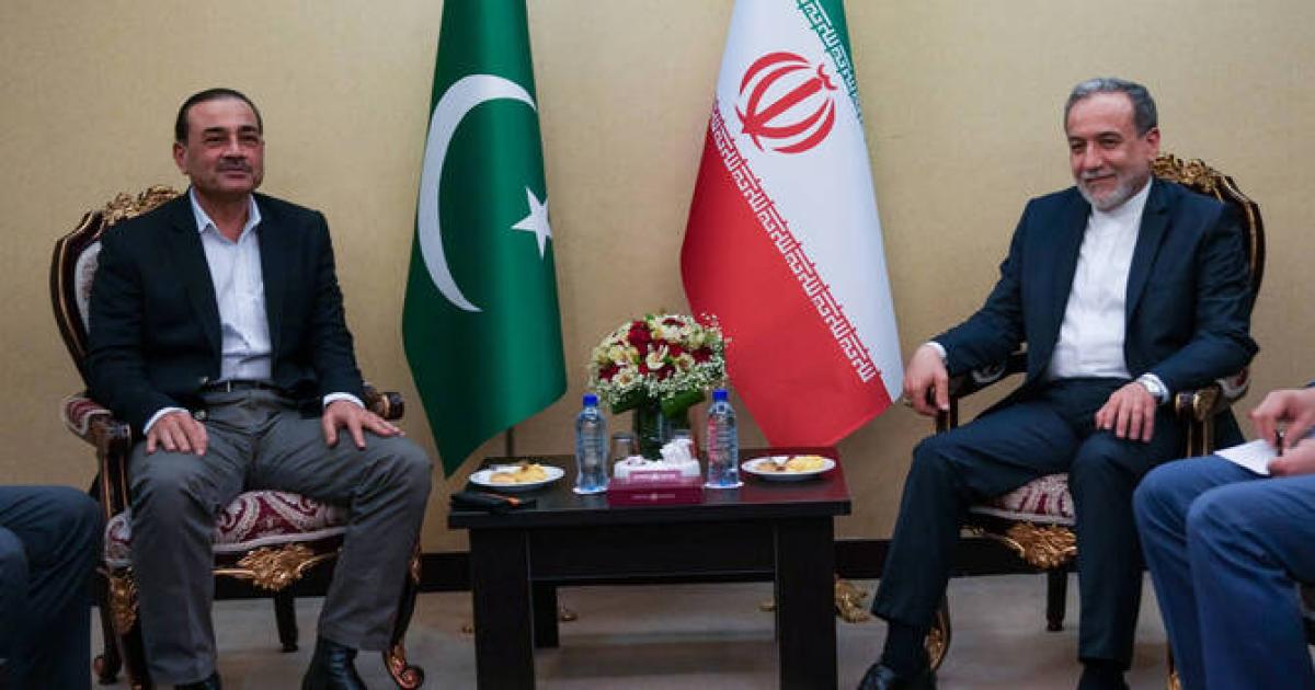 ’امریکی حملوں سے مفاہمتی یادداشت پر اثر پڑ سکتا ہے:‘ عراقچی کی عاصم منیر سے گفتگو