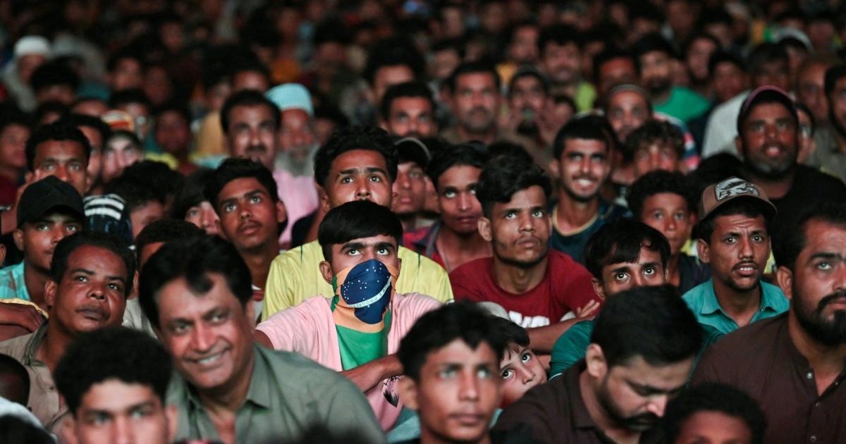 اسلام آباد: احتجاج کے لیے مشہور ڈی چوک پر فٹ بال ورلڈ کپ فائنل کی بڑی سکریننگ