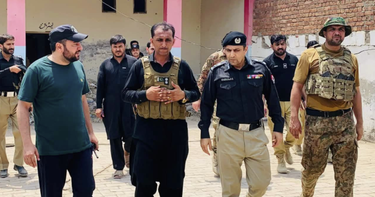 بنوں: ’ٹارگٹڈ آپریشن‘ کے دوران ضلع کے بعض علاقوں میں کرفیو نافذ، انٹرنیٹ سروس معطل