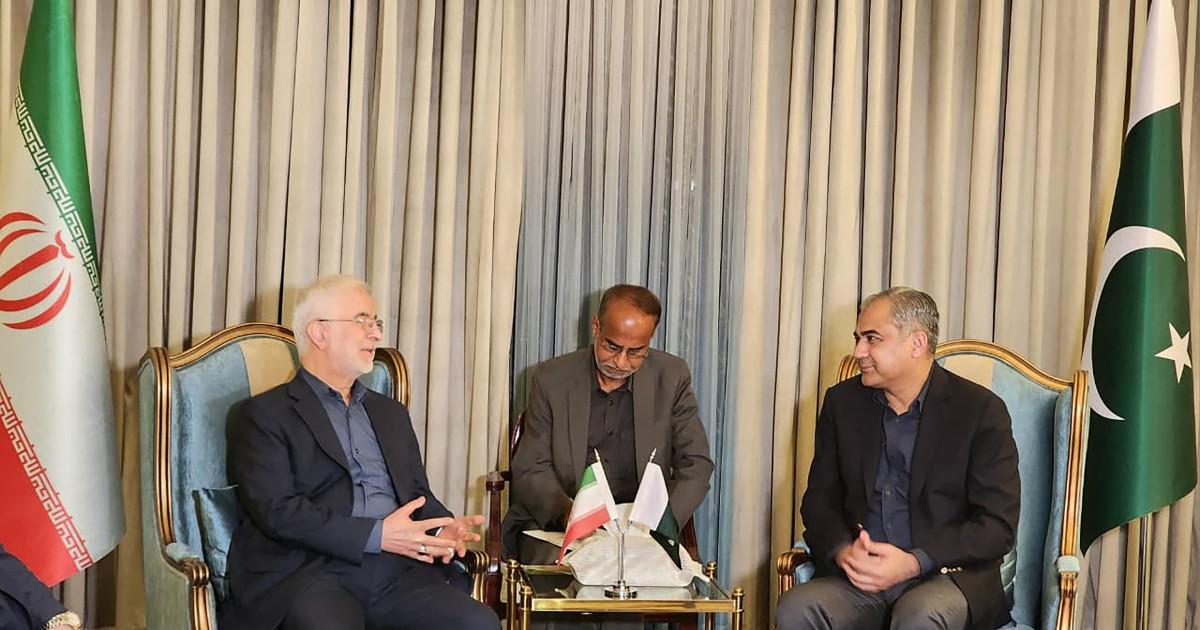 امریکہ سے مذاکرات کی بحالی کے لیے پاکستان۔ایران مشاورت: رپورٹ
