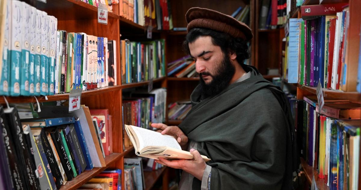 اردو پڑھنے والے اب کتنے باقی ہیں اور وہ ہیں کون؟