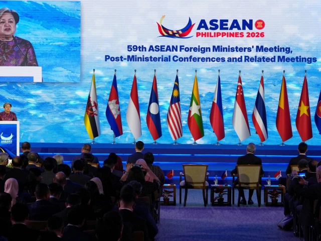 ASEAN foreign ministers open Manila meeting amid global uncertainty, regional security challenges