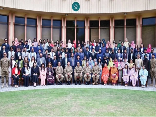 CDF Munir vows to restore peace in Balochistan