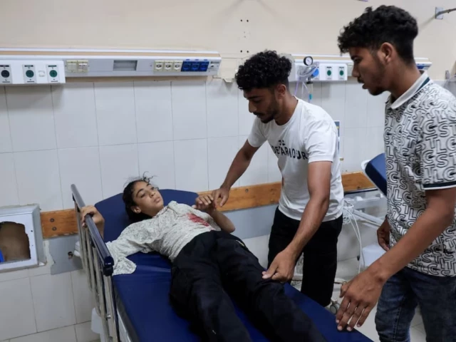 Israeli attacks in Gaza kill five people, including a girl, say medics