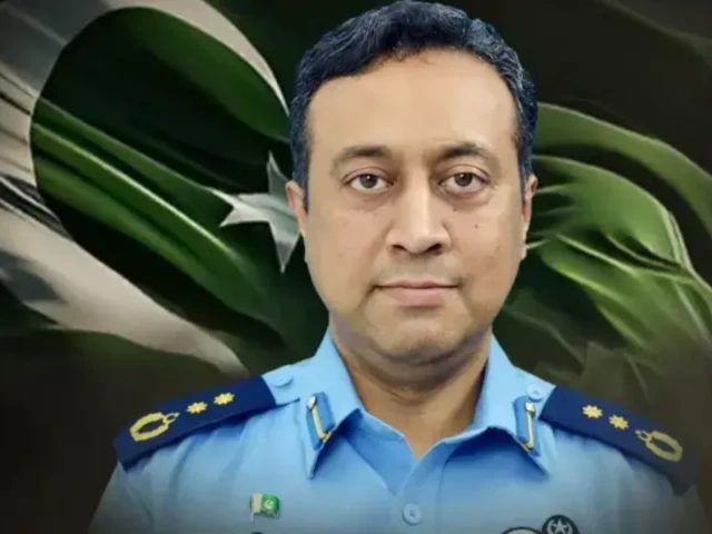 PAF leadership, citizens attend funeral of PAF officer to honour his exceptional courage