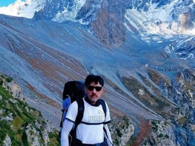 Search for ‘expert’ mountaineer continues after GLOF affects seven in Swat: Rescue 1122
