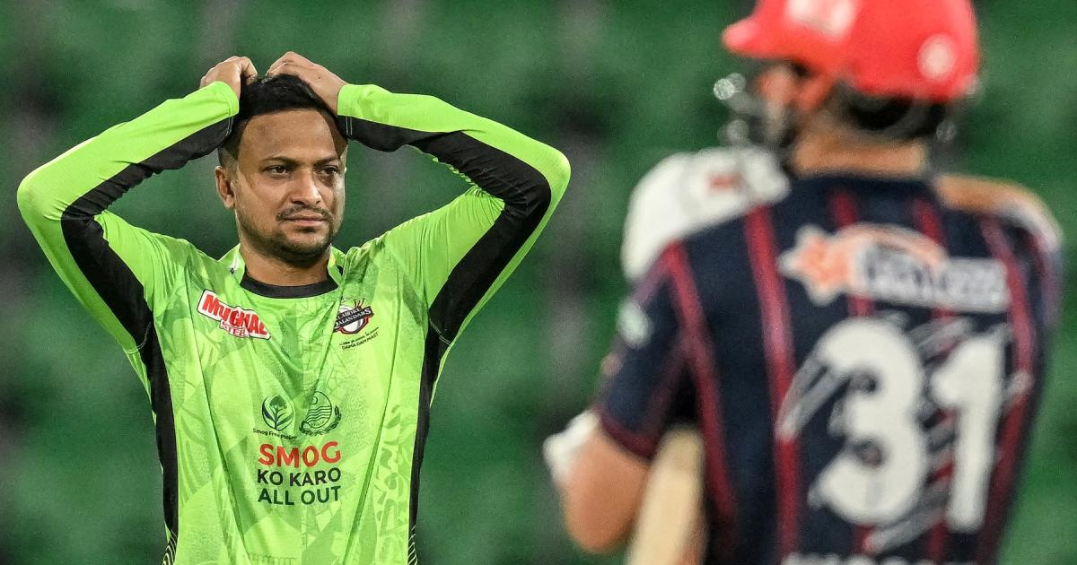 بنگلہ دیش: شکیب الحسن کے گھر پر حملہ، پیٹرول بم پھینکے گئے