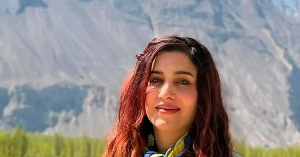 ڈاکٹر اسما مشتاق کی لاش نکالنے کے لیے ہیلی کاپٹر منظوری، متبادل انتظامات جاری: عطا تارڑ