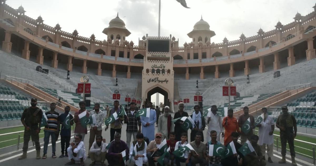 انڈین جیلوں میں قید 25 پاکستانیوں کی واہگہ کے راستے وطن واپسی: ہائی کمیشن