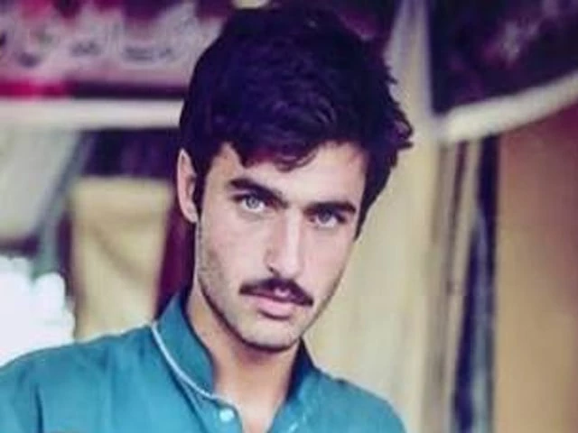 Arshad ‘Chaiwala’ seeks passport renewal