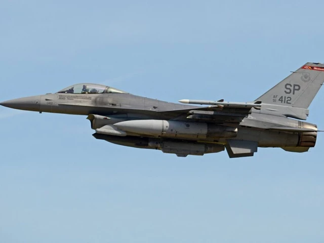 US F-16 crashes at Spangdahlem air base in Germany