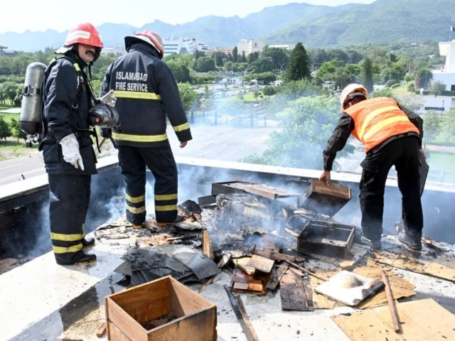 Islamabad CDA conducts fire safety mock drill at Parliament House