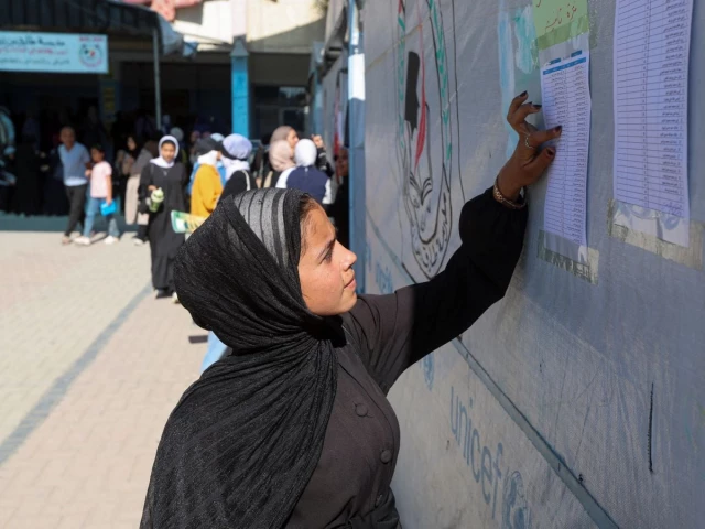 Gaza students return to in-person schooling for first time in three years