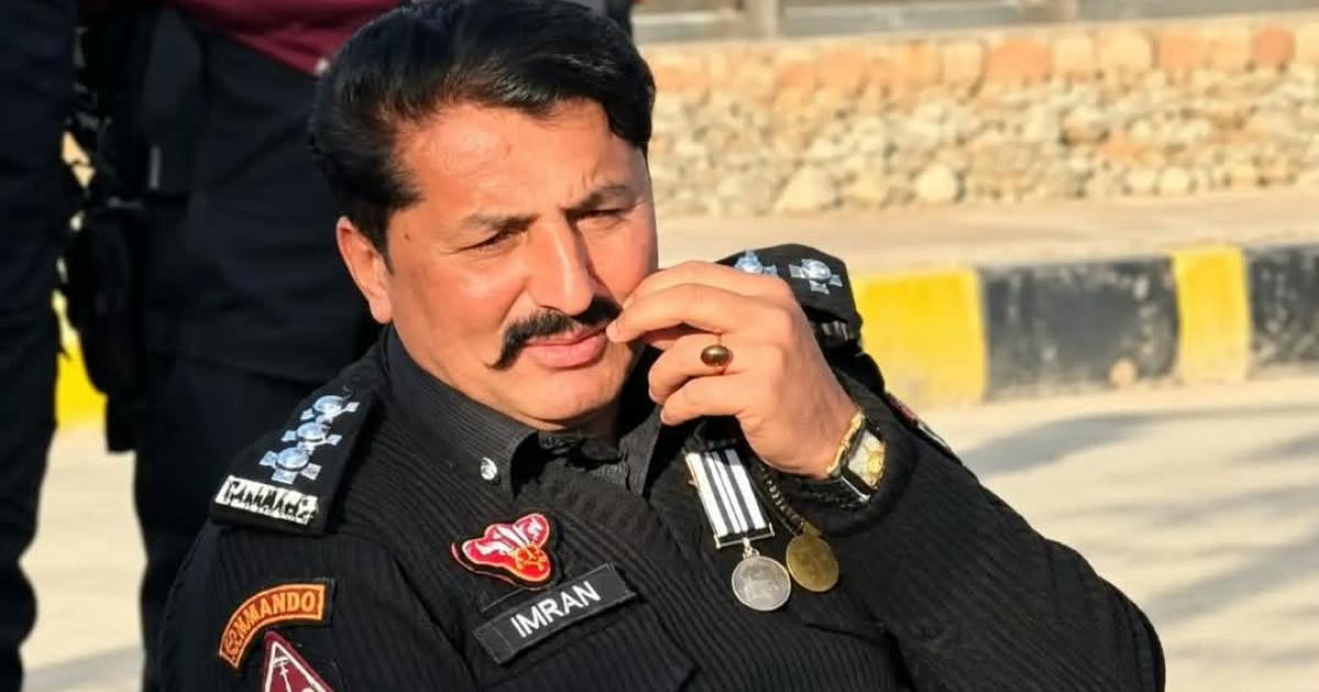 کرک: عسکریت پسندوں کی فائرنگ سے ڈی ایس پی سمیت 4 پولیس اہلکاروں کی موت
