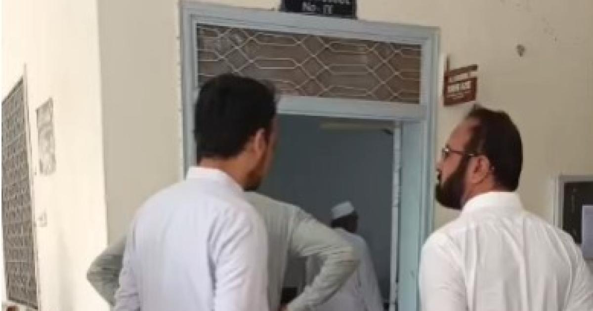لکی مروت: جوڈیشل کمپلیکس میں فائرنگ سے پولیس اہلکار کی موت، دو زخمی