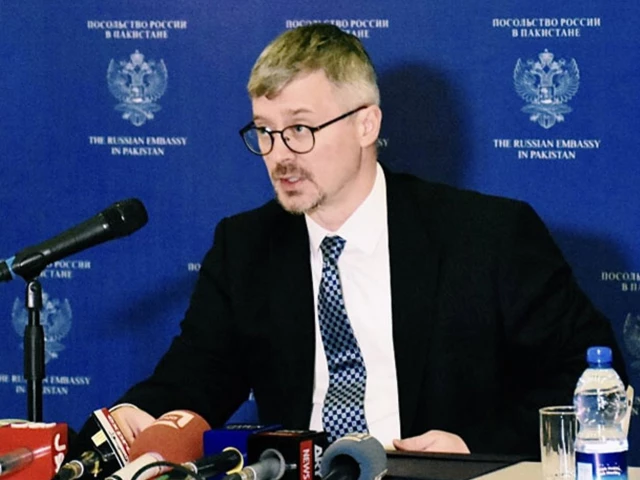 Russia offers a diplomatic off-ramp in Pak-Afghan standoff