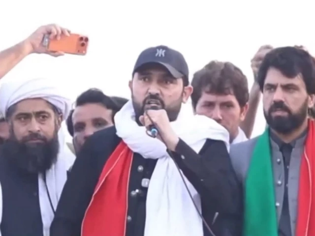 PTI begins first phase of long march amid mounting political tensions